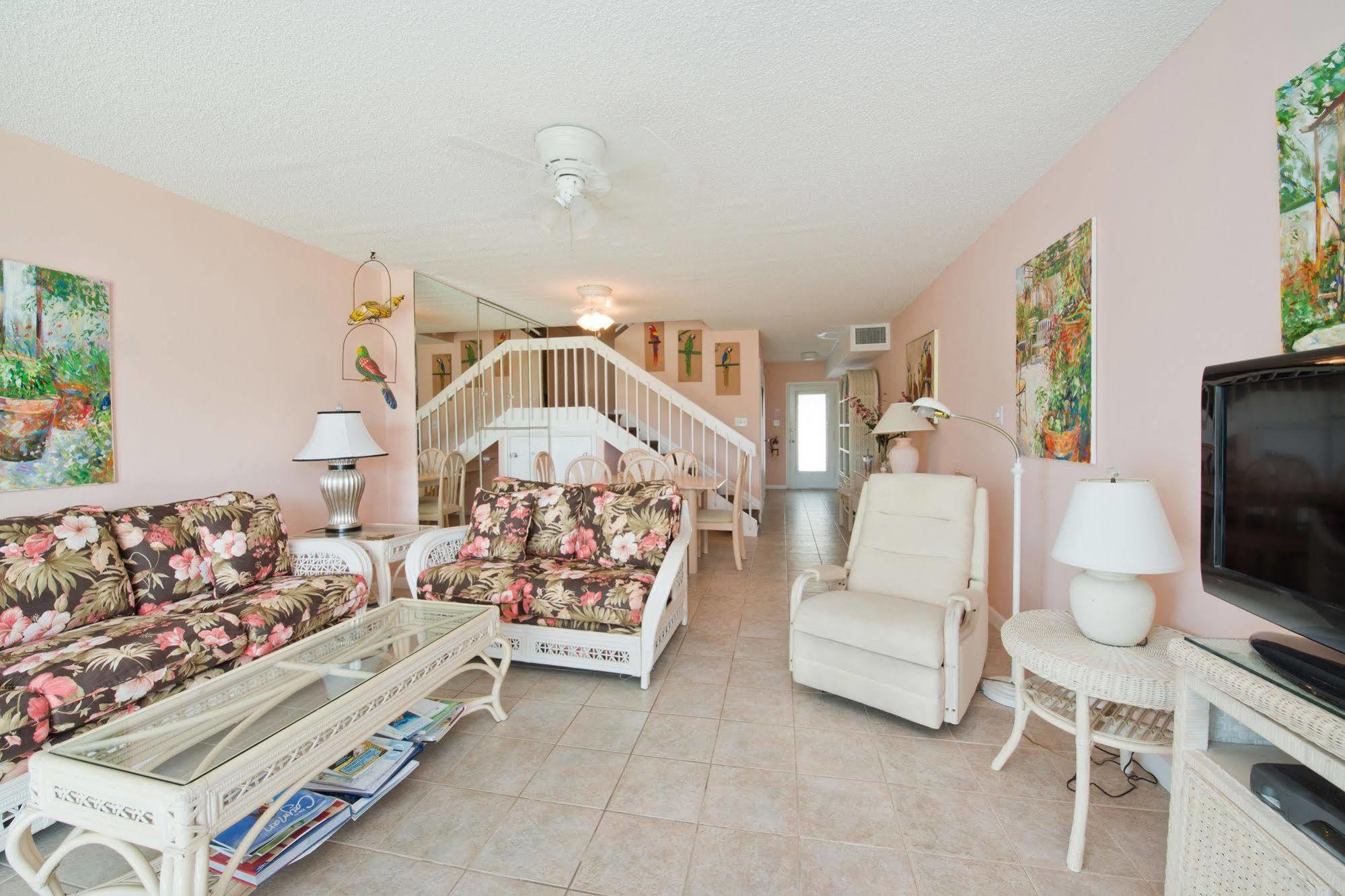 Silver Sands Condominiums West Bay Bagian luar foto